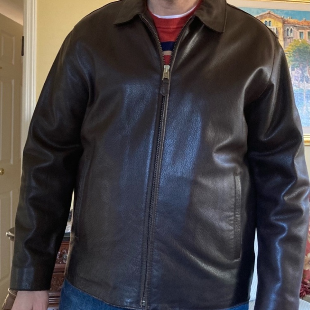 Andrew Marc men’s leather jacket with lining size 40 NWOT